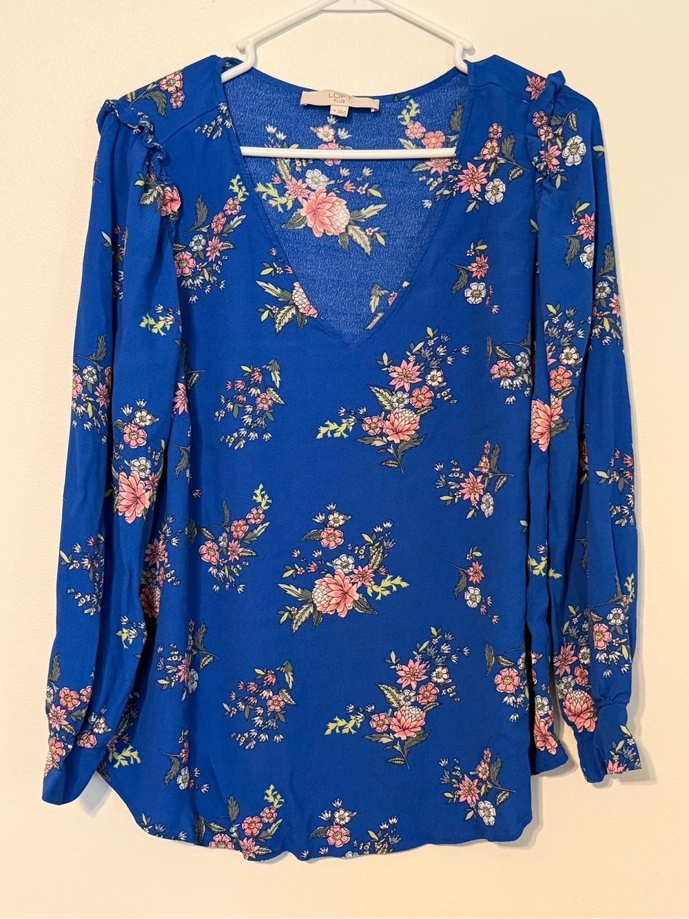 Loft Plus Blue Floral Smocked Long Sleeve Blouse size 14